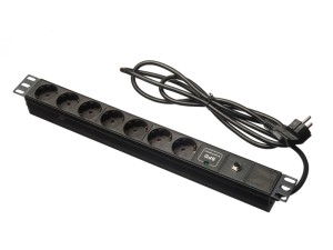 Блок розеток 19, 16А, 7 розеток, шнур 1.8м, с защитой, черный Блок розеток 19, 16А, 7 розеток, шнур 1.8м, с защитой, черный