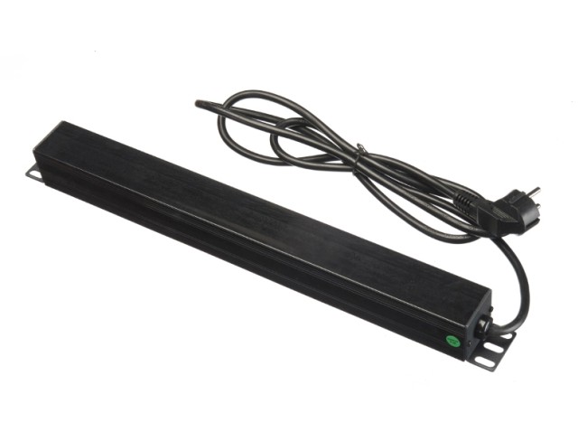 Блок розеток 19, 16А, 7 розеток, шнур 1.8м, с защитой, черный