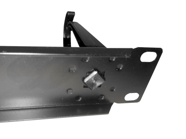 Кабельный органайзер 19, 1U, металлический, 5 пластиковых колец (2 поворотных), черный SB Кабельный органайзер 19, 1U, металлический, 5 пластиковых колец (2 поворотных), черный SB