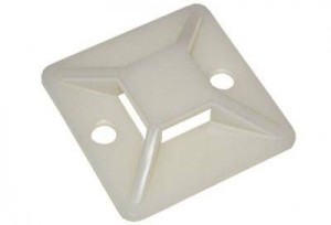 Площадка самоклеющаяся для крепления стяжек  30мм*30мм (для стяжек шириной 6,4мм), NETKO Optima (упак.50 шт) 