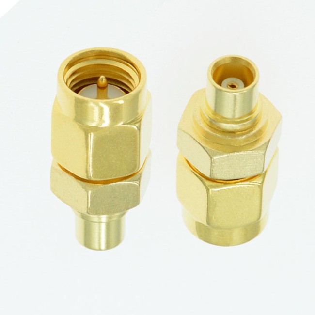 ВЧ-адаптер SMA(male)-MCX(female)