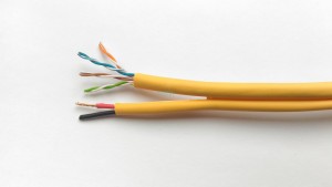 Кабель с дополнительным питанием медь UTP 5E 4x2x0.5 + 2x0.75 LSZH 100 м
