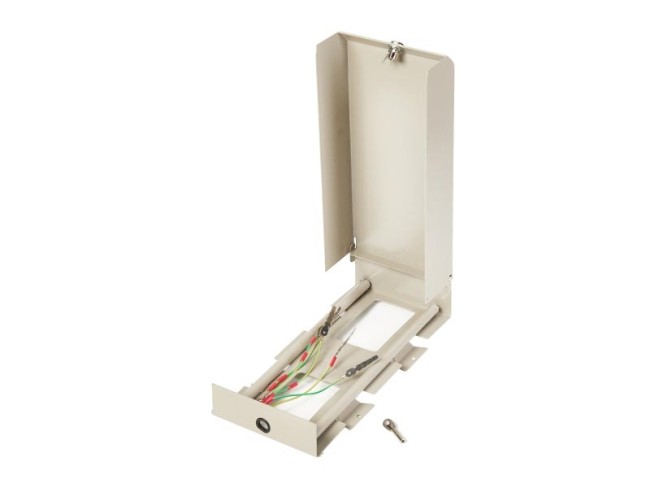 Коробка распределительная на 10 (макс d кабеля 10мм) плинтов металлическая (28*13,5*7см), замок РАСПРОДАЖА Коробка распределительная на 10 (макс d кабеля 10мм) плинтов металлическая (28*13,5*7см), замок РАСПРОДАЖА