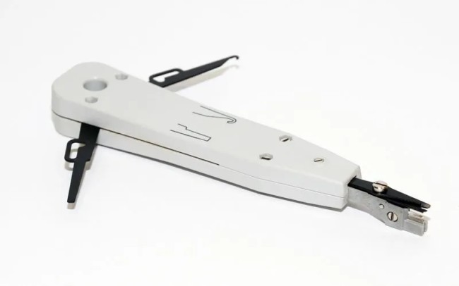 Инструмент для заделки витой пары, тип Krone (Кронтип), с крючками TL-3141