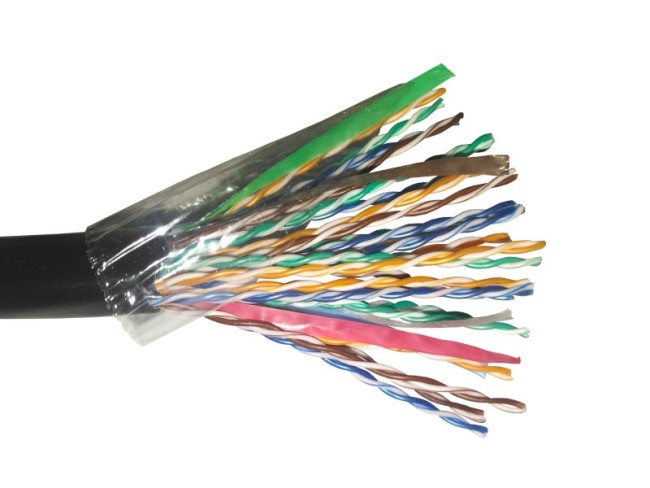 Кабель UTP25 cat.5e, , 24 AWG,наружный, черный 3м Кабель UTP25 cat.5e, , 24 AWG,наружный, черный 3м
